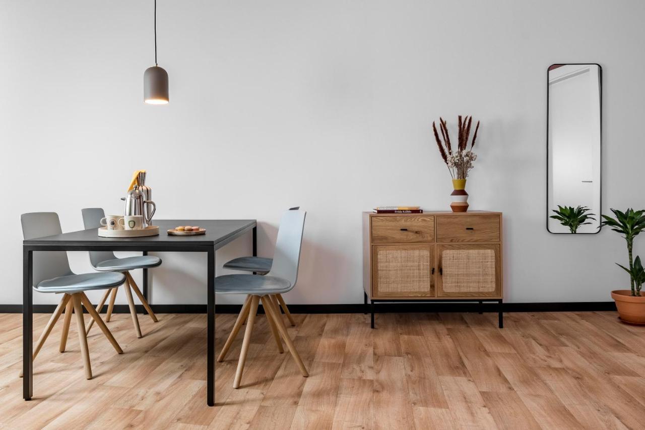 Bob W Arte Aparthotel Madrid Ngoại thất bức ảnh